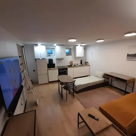 Nethouse Dla 12 Osób