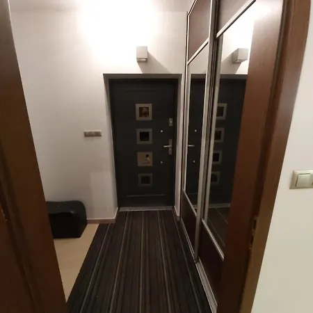 Nethouse Dla 12 Osob *